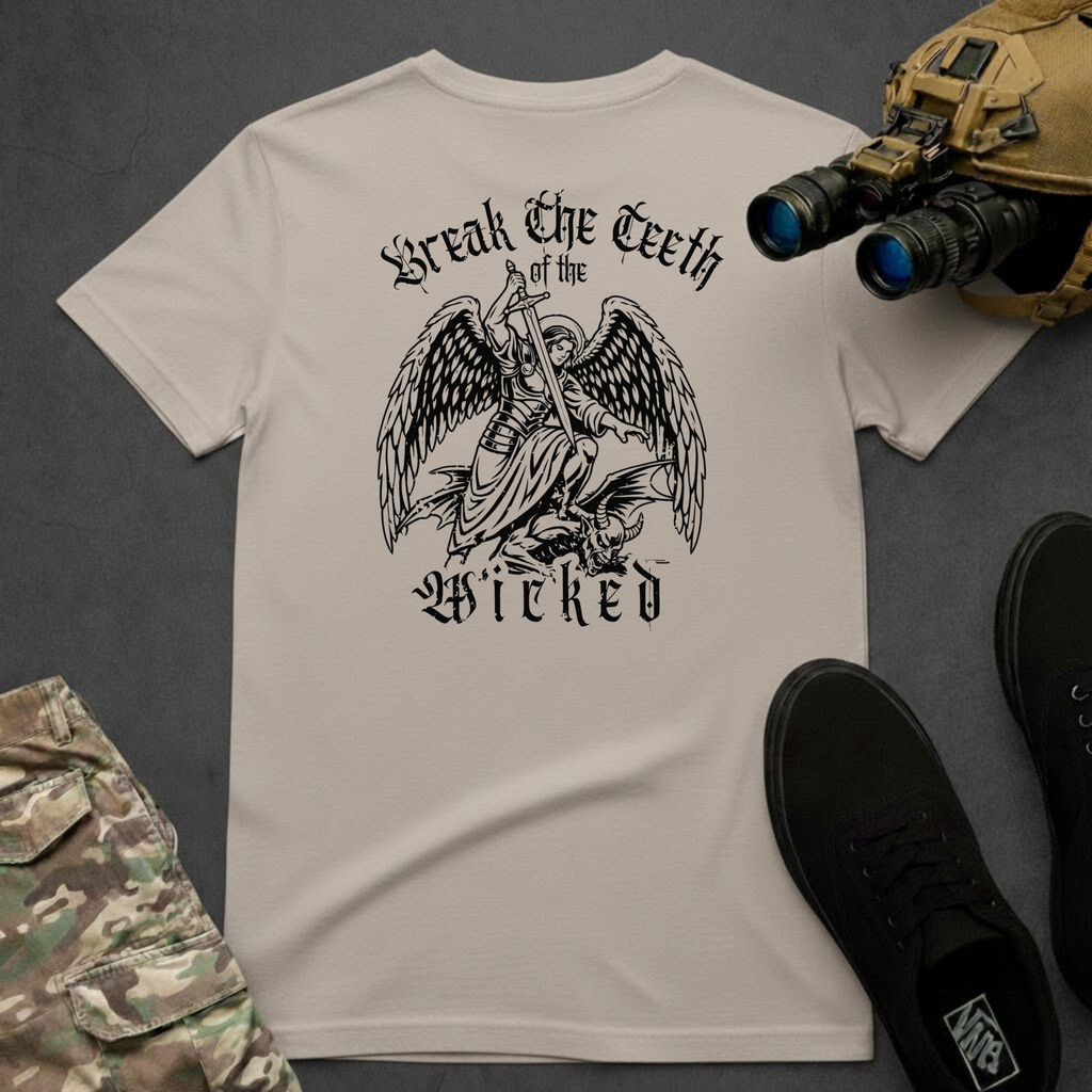 Good v Evil | T-shirt